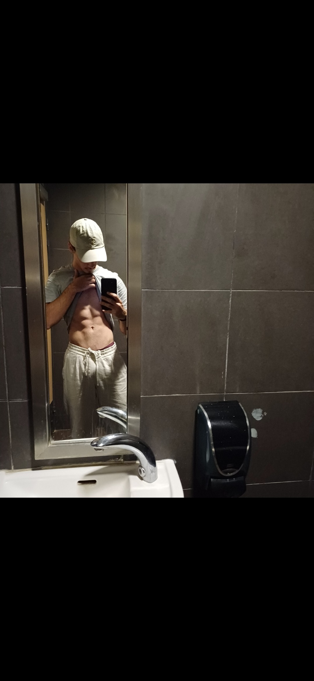 Salman - Peintre - Jura | Plan cul